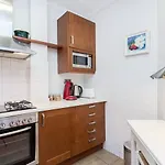 Central 2 Bedroom Apartment By Sagrada Familia