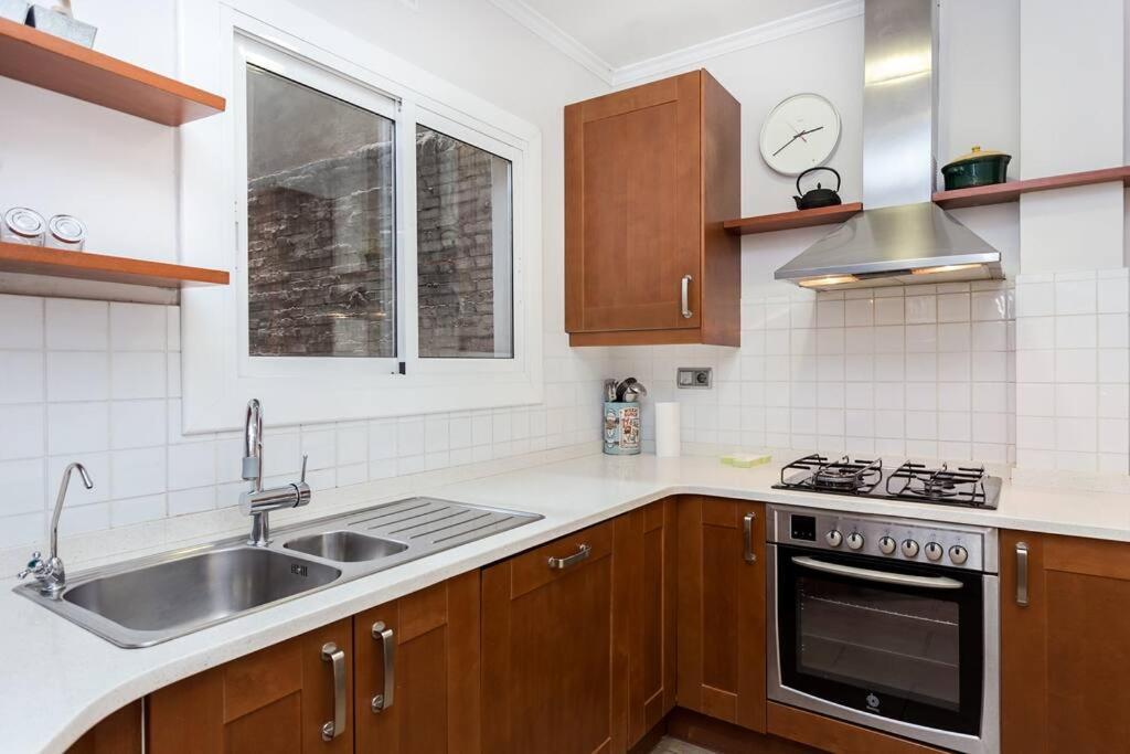 Apartamento 2 Bedroom By Sagrada Familia