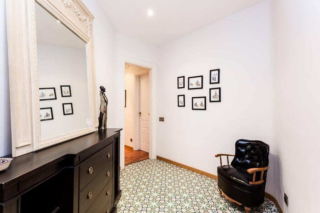 2 Bedroom By Sagrada Familia *