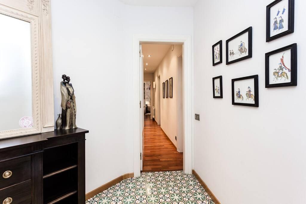 2 Bedroom By Sagrada Familia Apartamento *