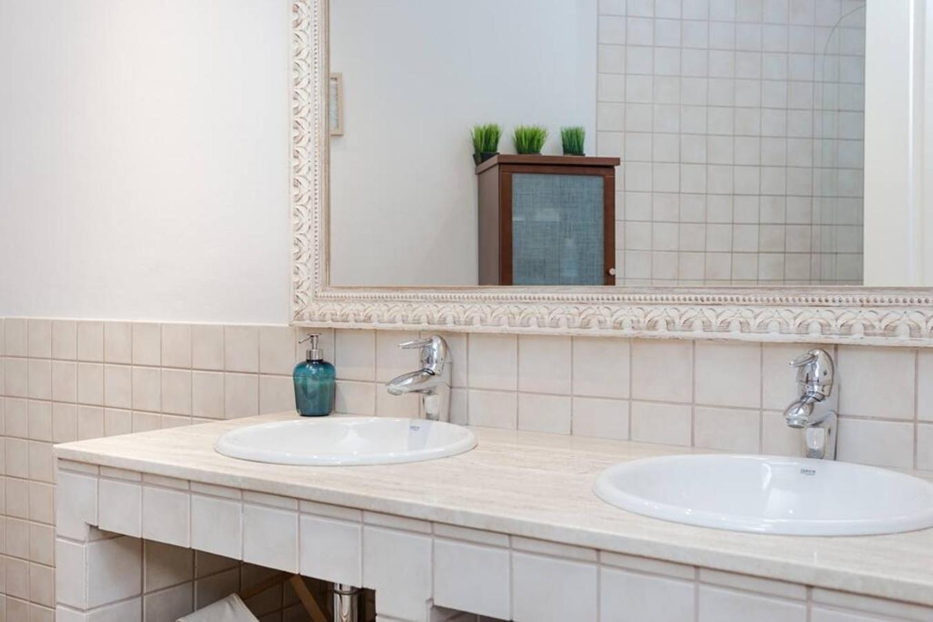 2 Bedroom By Sagrada Familia Apartamento Barcelona